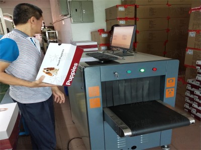 驗(yàn)釘機(jī)檢測(cè)鞋子